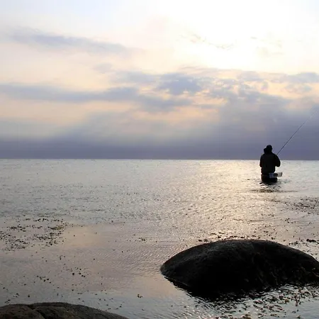 8 Person In Hadsund-by Traum *