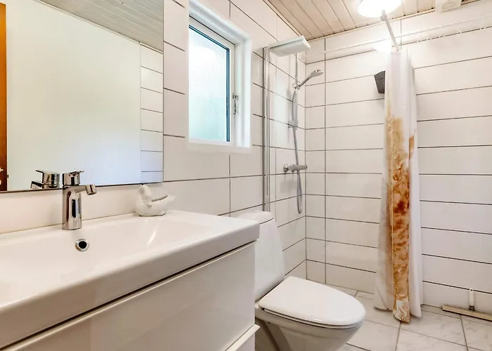 Holiday home 8 Person In Hadsund-by Traum *
