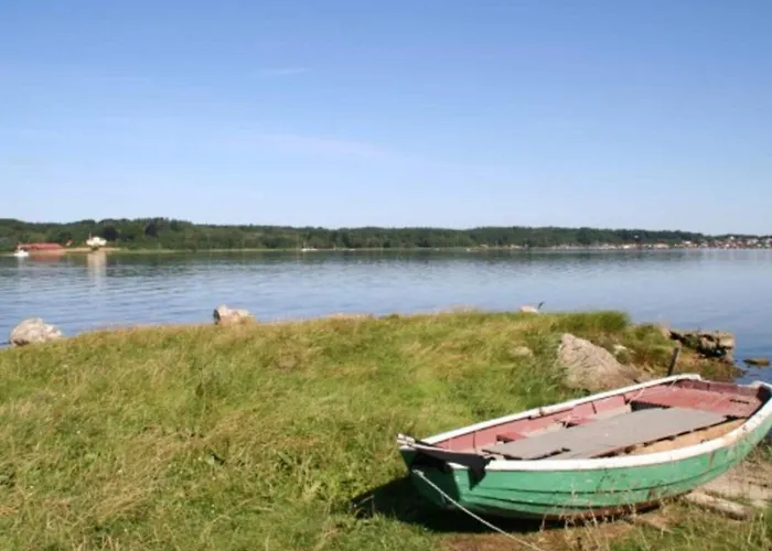 Holiday home 8 Person In Hadsund-by Traum Hadsund